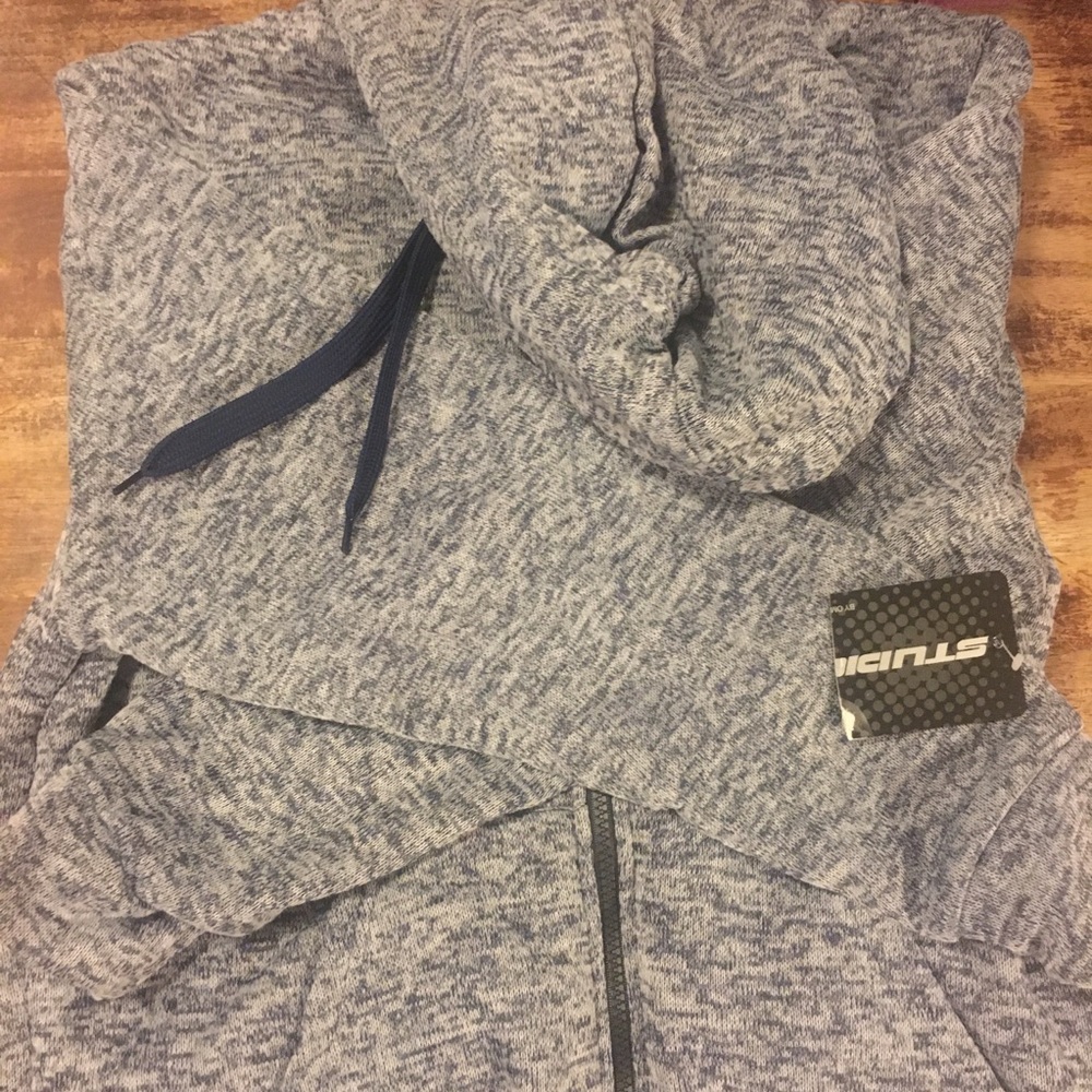 studio omega heathered gray fleece hoodie